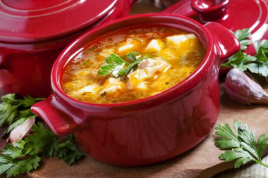 Et, patates ve sebze çorbası 