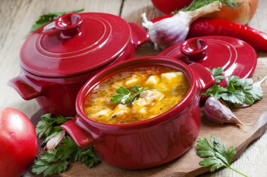 Et, patates ve sebze çorbası 