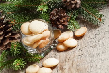 Noel shortbreads bir cam kase 