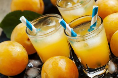 Erik yüzlü buz ve çizgili payet