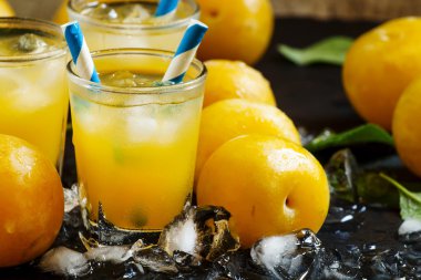 Erik yüzlü buz ve çizgili payet