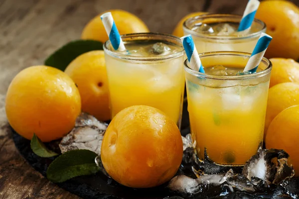 Erik yüzlü buz ve çizgili payet