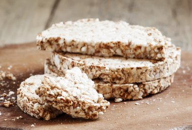 Kepekli ekmek diyet için yuvarlak