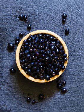 Siyah frenk üzümü, üstten görünüm