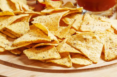 Nacho, domates sosu, domates, yeşillik