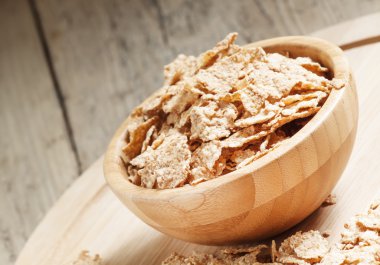 Bütün tahıl buğday tahıl kahvaltı için 