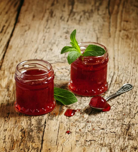 Delicious homemade strawberry jam — Stock Photo, Image