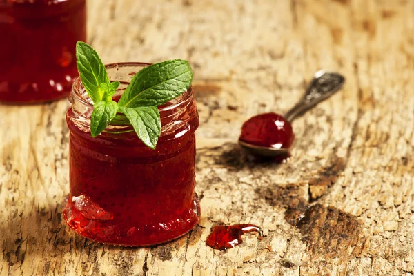 Delicious homemade strawberry jam — Stock Photo, Image
