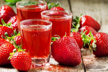 NET taze soğuk çilek suyu