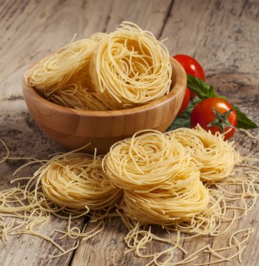 Kuru İtalyan makarna fidellini