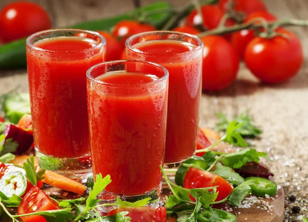 Свежий красный овощной коктейль — стоковое фото