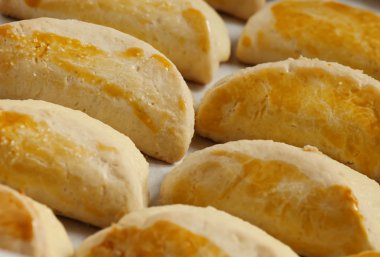  peynir ile ev yapımı bisküvi