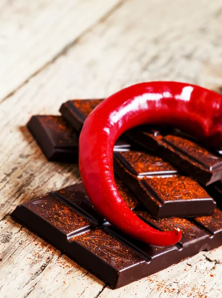 Cioccolato fondente tritato — Foto Stock