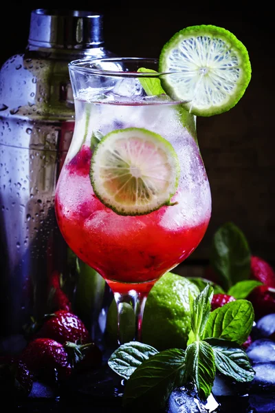 Çilek-limon limonata