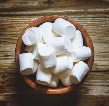 Kabın içinde büyük şekerleme