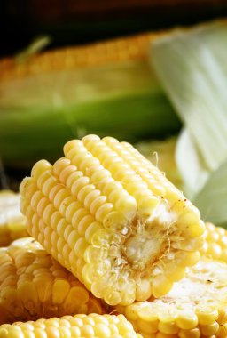 Pişmemiş tatlı mısır