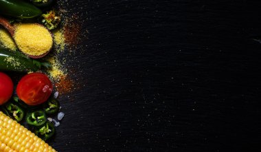 Doğal gıda, siyah arka plan