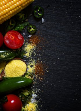 Doğal gıda, siyah arka plan