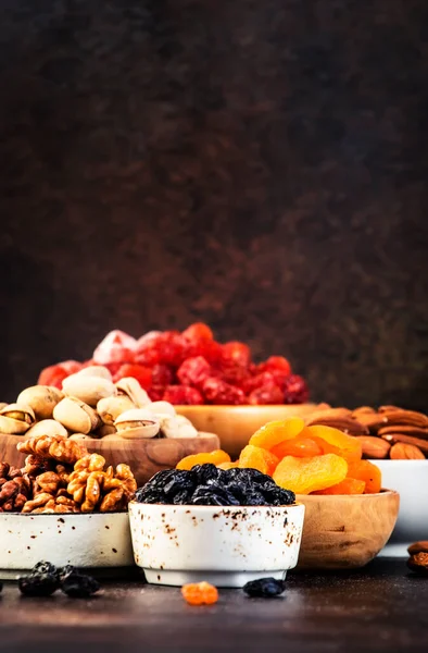 Noten Gedroogde Vruchten Gezonde Snacks Gedroogde Abrikozen Vijgen Rozijnen Pecannoten — Stockfoto
