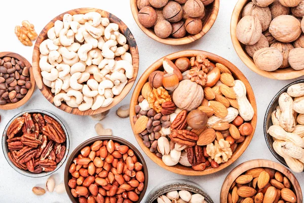 Mezcla Frutos Secos Tazón Almendras Avellanas Nueces Otros Mezcla Bocadillos — Foto de Stock