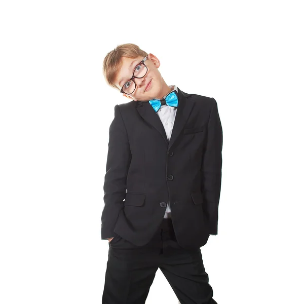 Chłopiec ucznia stojącego na tle — Zdjęcie stockowe