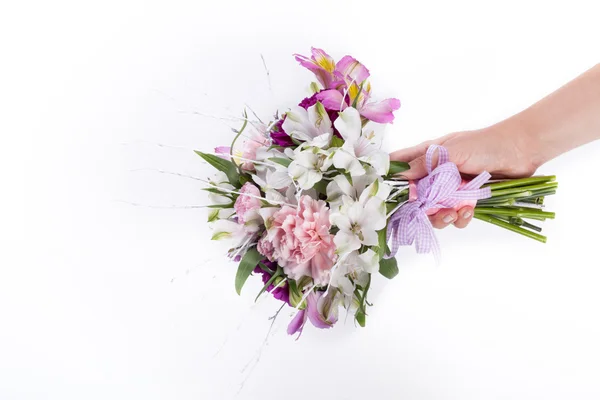 Tutan bir pembe, yaz buket Şebboylar ve alstro el