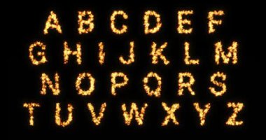 A 'dan Z' ye alfabenin alfabesinin yanma harfleri, siyah arkaplanda ateşle yapılmış, dramatik başlıklar için ateşli tipografik animasyon, reklam kampanyaları, geri sayımlar ve sıcak görsel efektler..