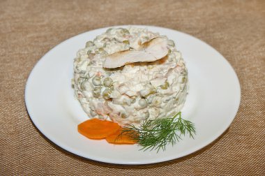lezzetli Rus salatası