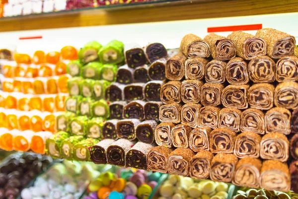 Türk sokak pazar zevk ve diğer tatlı d ile vitrin