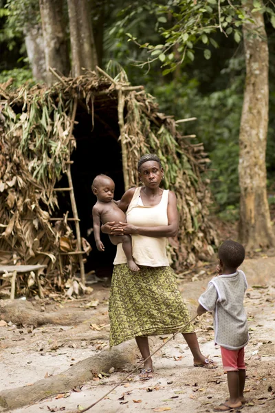 Bagyeli Pygmies din Camerun — Fotografie, imagine de stoc