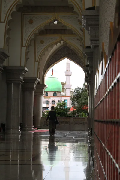 À l'intérieur de la mosquée Shadian — Photo