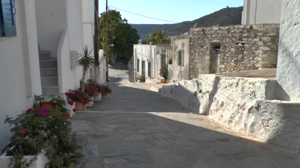 Straße der griechischen Stadt. — Stockvideo