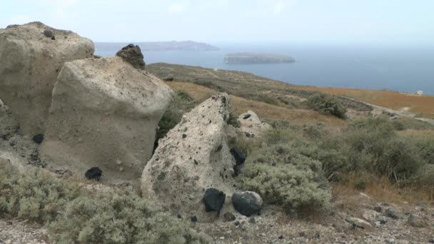 Vista del estrecho entre las islas . — Vídeo de stock