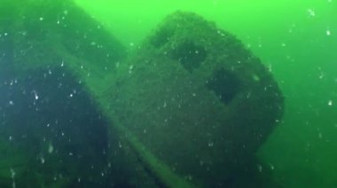 Enkazın dümen ine yaklaşım .