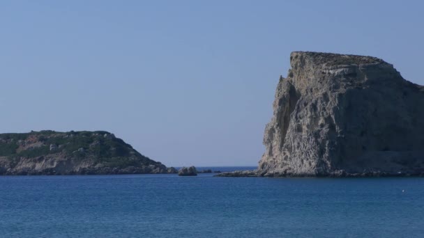 Mediterranean sea landscape, rocky cape and island. Rhodes, Stegna. — Stock Video