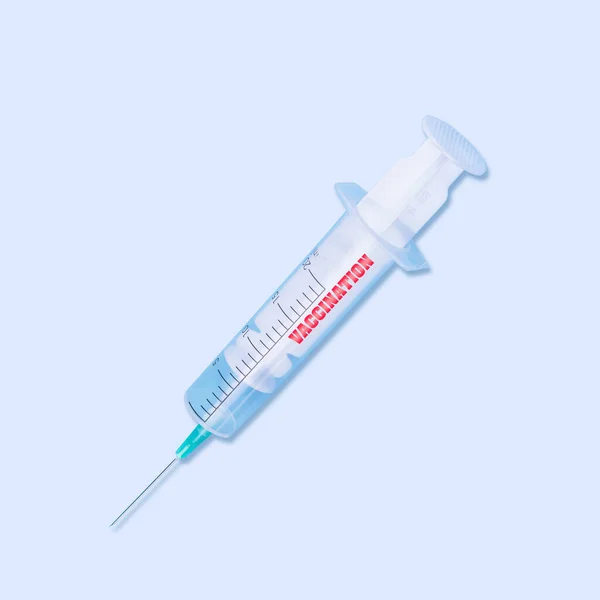 Seringa Para Vacinação Isolado Sobre Fundo Azul Claro Proteção Vírus — Fotografia de Stock