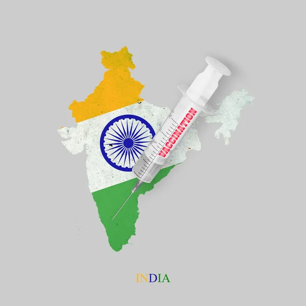 Spuit Voor Vaccinatie Tegen Achtergrond Van Een Kaart Van India — Stockfoto