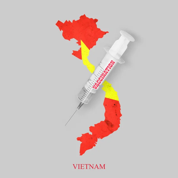Suntikan Untuk Vaksinasi Dengan Latar Belakang Peta Vietnam Vaksin Coronavirus — Stok Foto