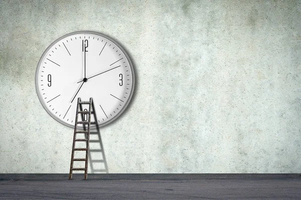 Uhr Einer Betonwand Leiter Ihnen Zeitmanagement Konzept Unternehmen Lebensstil Hintergrund — Stockfoto