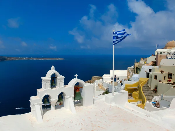 Vue sur la mer depuis le village d'Oia de l "île de Santorin en Grèce — Photo