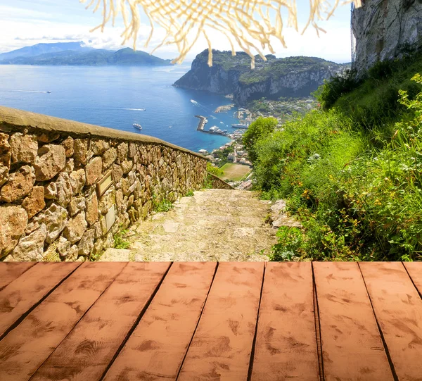 Die Collage aus Holzboden und Blick auf die Insel Capri, Italien — Stockfoto