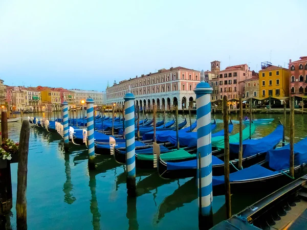 Venedig Italien Gondola Canal Grande Venedig Smuk Sommerdag Italien - Stock-foto