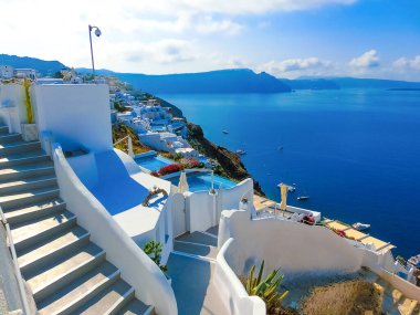 Oia 'daki merdivenlerden denize bak Yunanistan' ın en güzel köyü Santorini adası.