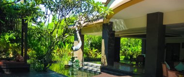 Nusa Dua, Bali, Endonezya - 10 Nisan 2012: St. Regis Bali Resort 'taki dinlenme alanının görüntüsü
