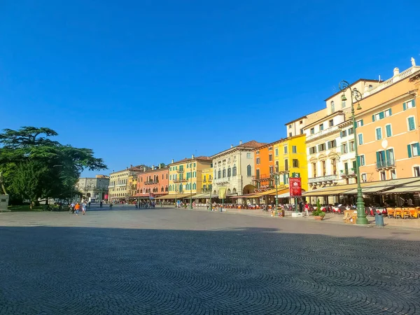 Verona Italië September 2014 Het Middeleeuwse Piazza Bra Het Oude — Stockfoto