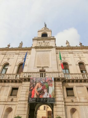 Padua, İtalya - 19 Eylül 2014: Padua, İtalya 'da Cavour Meydanı