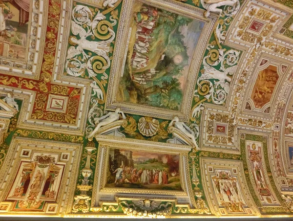 Rzym Włochy Maja 2014 Wnętrze Watykanu Włochy Maja 2014 Muzea — Zdjęcie stockowe