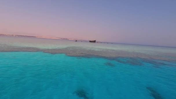 Het Schip Schipbreuk Rode Zee Aan Kust Van Het Eiland — Stockvideo