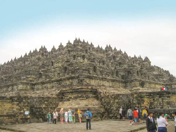 Java Indonesia Enero 2009 Gente Que Cerca Stupas Templo Borobudur —  Fotos de Stock