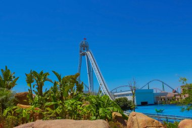 Belek, Antalya, Türkiye - 15 Mayıs 2021: Belek 'teki Efsaneler Diyarı tema parkı. Tayfun treni macerası